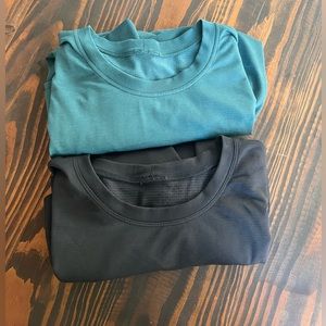 Lululemon- Swiftly Relaxed Fit Long Sleeve- Size 8